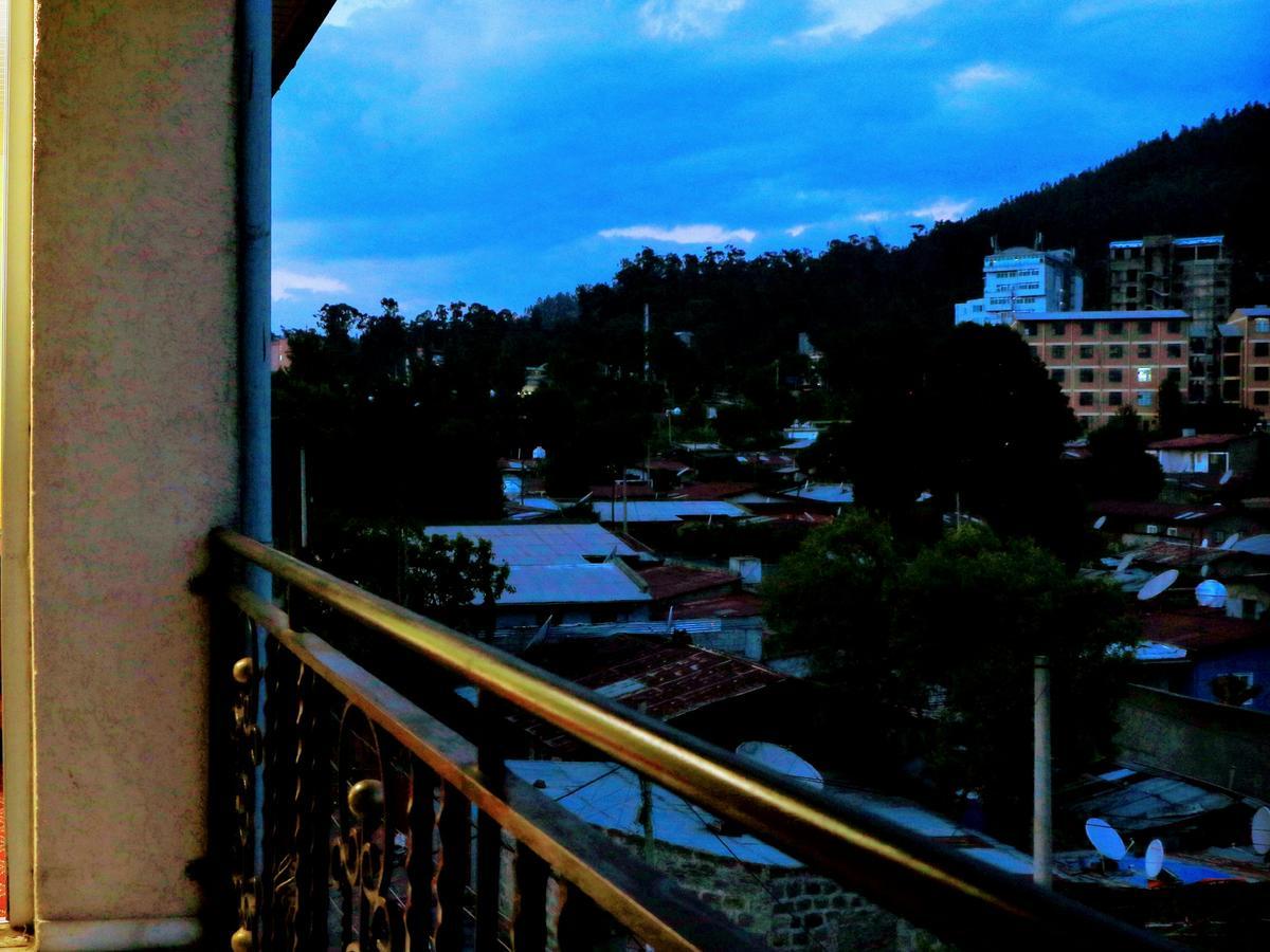 Keba Guest House Аддис-Абеба Экстерьер фото