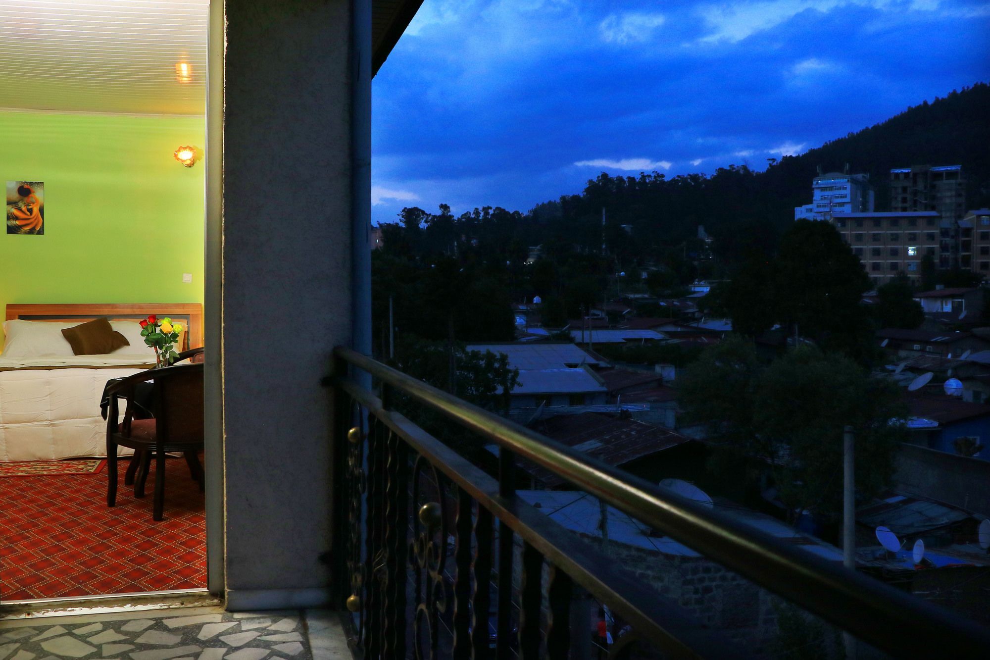 Keba Guest House Аддис-Абеба Экстерьер фото